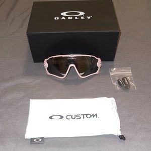 AUTHENTIC Oakley Jawbreaker Prizm Polarized Lens, Light Pink Frame